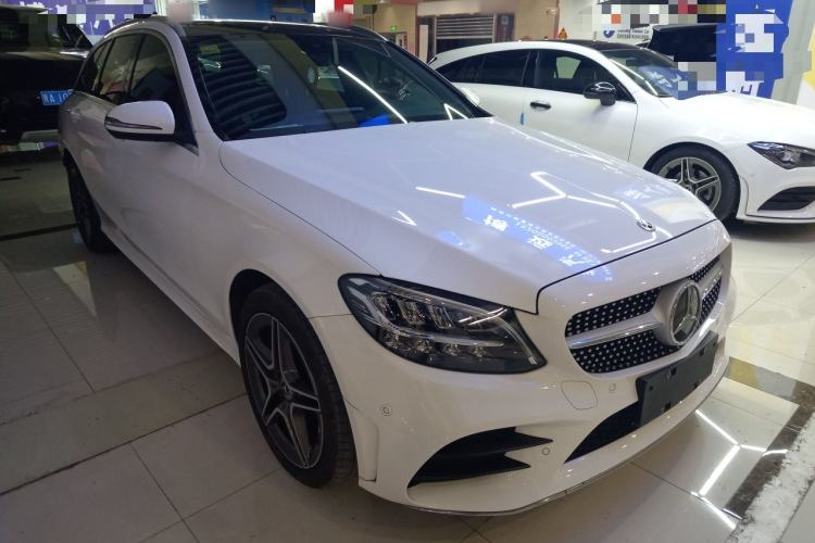 Used Mercedes-Benz C-Class 2020 Facelifted C 260 Estate Exterior 1
