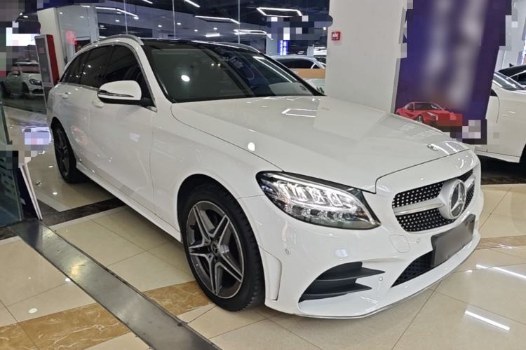 Used Mercedes-Benz C-Class 2020 Facelifted C 260 Estate Exterior 1