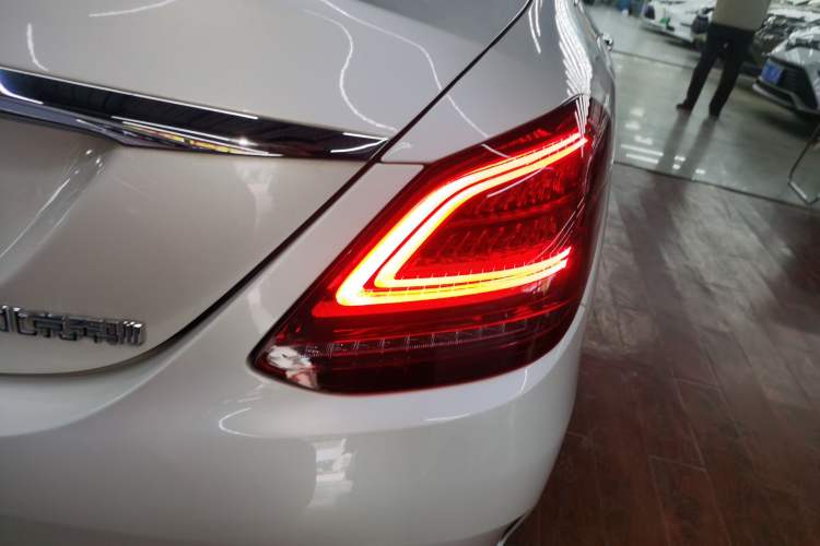 Used Mercedes-Benz C-Class 2020 C 200 L Fashion Edition Sport Version Exterior 1