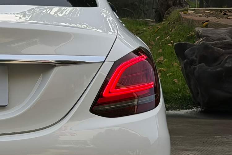 Used Mercedes-Benz C-Class 2020 Restyled C 260 L Sport Edition Exterior 11