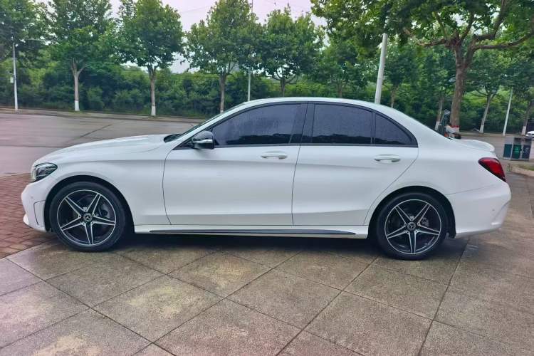 Used Mercedes-Benz C-Class 2020 Restyled C 260 Sport Edition Exterior 2