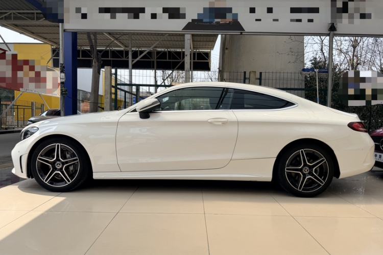 Used Mercedes-Benz C-Class 2020 C 260 Coupe Exterior 2