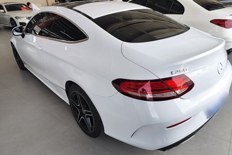 Used Mercedes-Benz C-Class 2020 C 260 Coupe Exterior 2