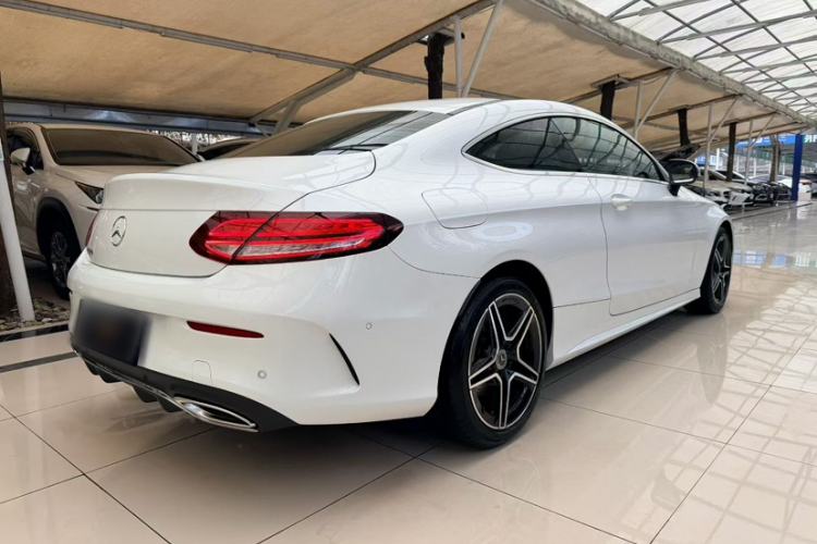 Used Mercedes-Benz C-Class 2020 C 260 Coupe Exterior 3