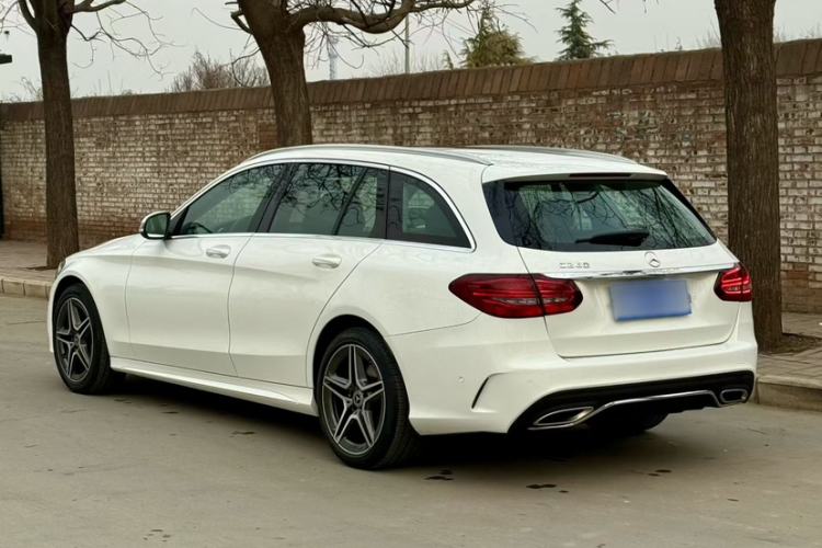 Used Mercedes-Benz C-Class 2020 Facelifted C 260 Estate Exterior 3