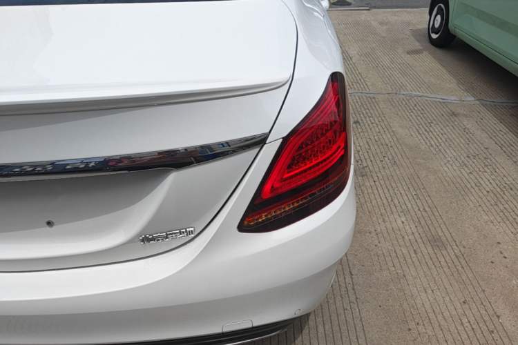 Used Mercedes-Benz C-Class 2020 Restyled C 260 Sport Edition Exterior 3