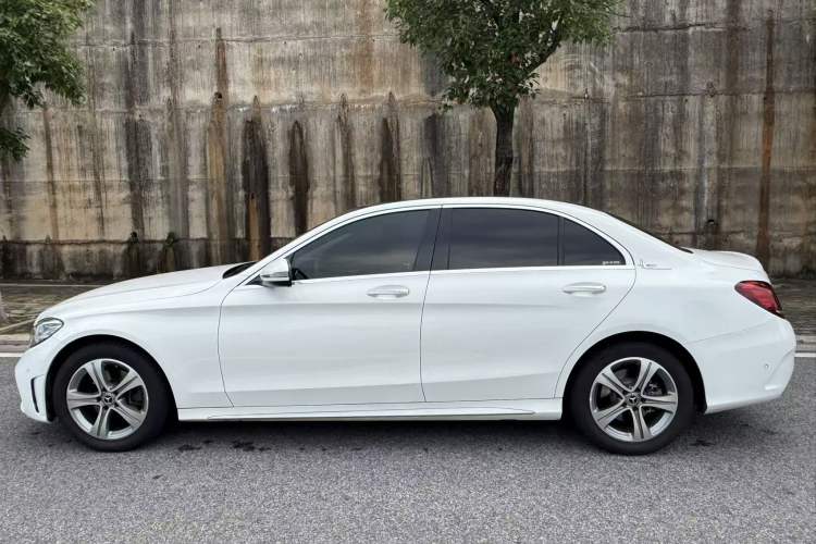 Used Mercedes-Benz C-Class 2020 Restyled C 260 L Sport Edition Exterior 3