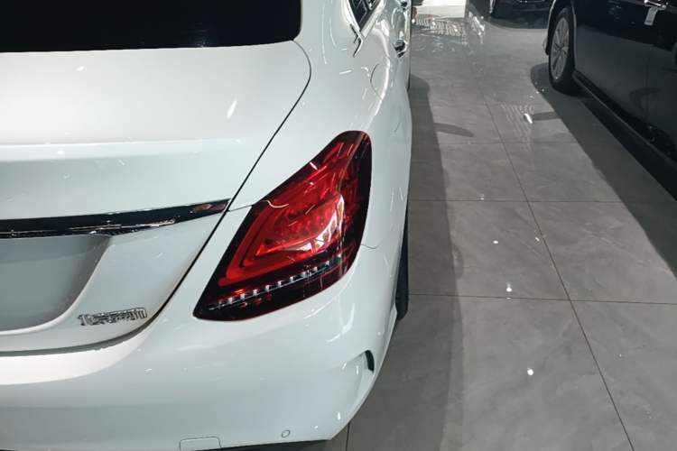 Used Mercedes-Benz C-Class 2020 Restyled C 260 L Sport Edition Exterior 3