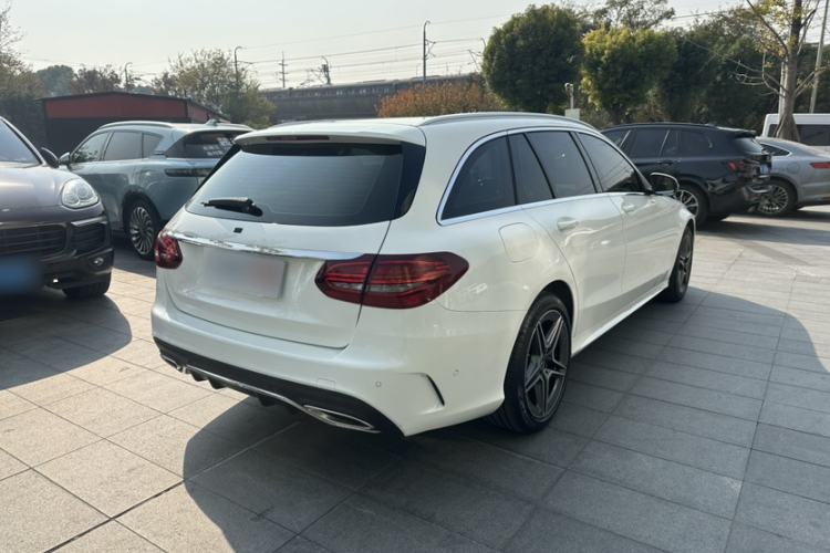 Used Mercedes-Benz C-Class 2020 Facelifted C 260 Estate Exterior 3