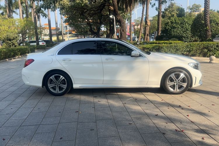 Used Mercedes-Benz C-Class 2020 Restyled C 260 L Sport Edition Exterior 3