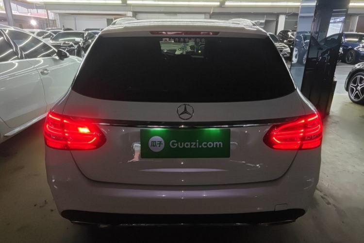 Used Mercedes-Benz C-Class 2020 Facelifted C 260 Estate Exterior 4