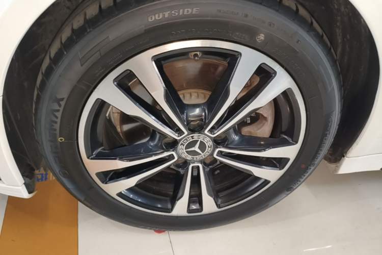 Used Mercedes-Benz C-Class 2020 C 260 Sport Edition Exterior 4
