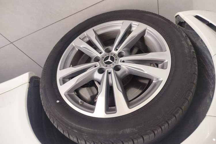 Used Mercedes-Benz C-Class 2020 Restyled C 200 L Fashion Edition Sport Version Exterior 4