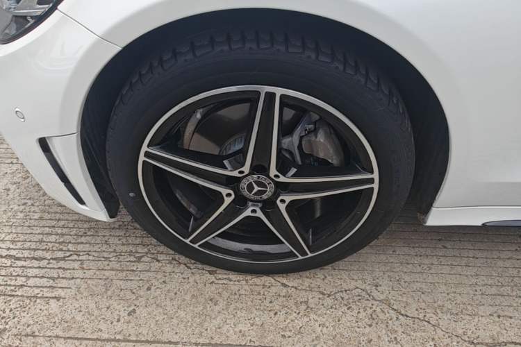 Used Mercedes-Benz C-Class 2020 Restyled C 260 Sport Edition Exterior 4