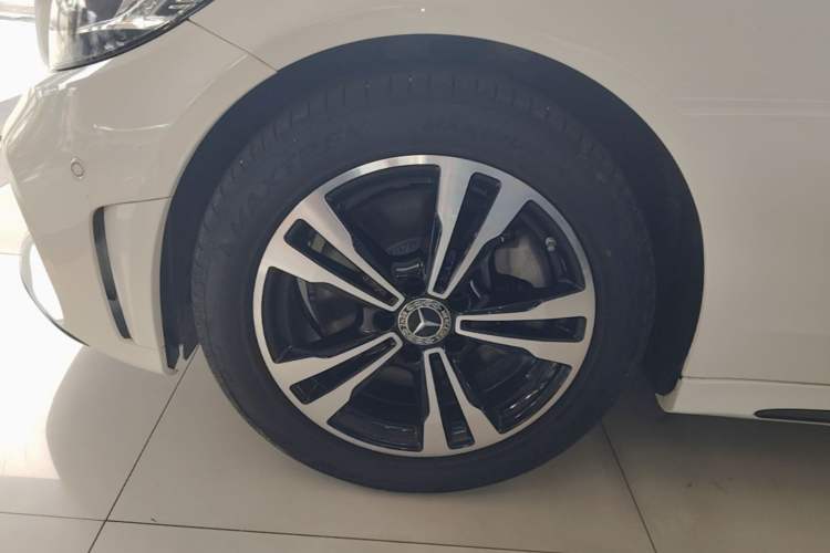 Used Mercedes-Benz C-Class 2020 C 260 Sport Edition Exterior 4