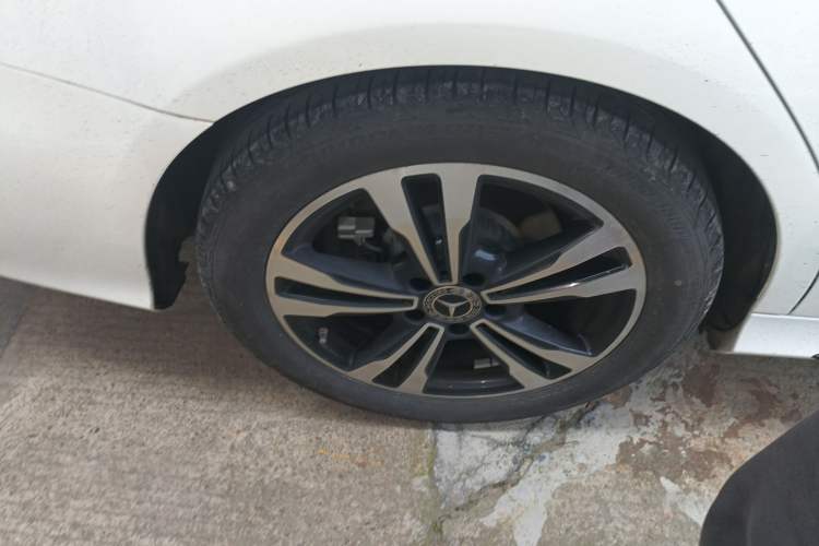 Used Mercedes-Benz C-Class 2020 C 260 Sport Edition Exterior 5