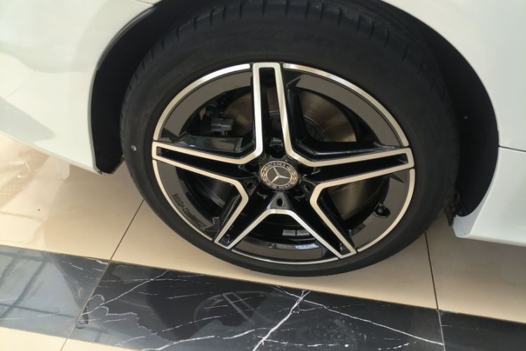 Used Mercedes-Benz C-Class 2020 C 260 Coupe Exterior 5