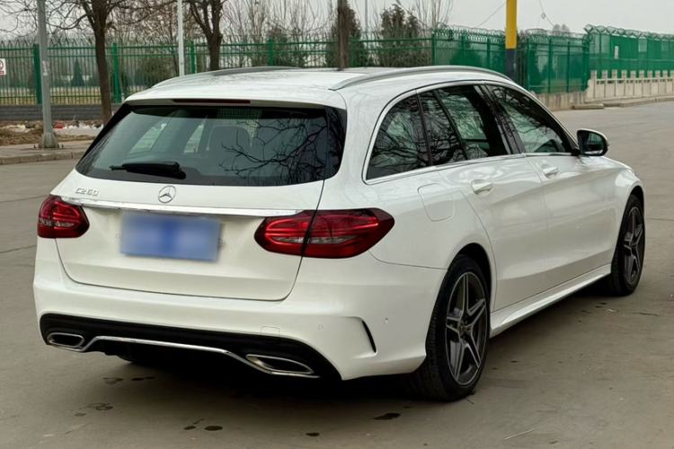 Used Mercedes-Benz C-Class 2020 Facelifted C 260 Estate Exterior 5