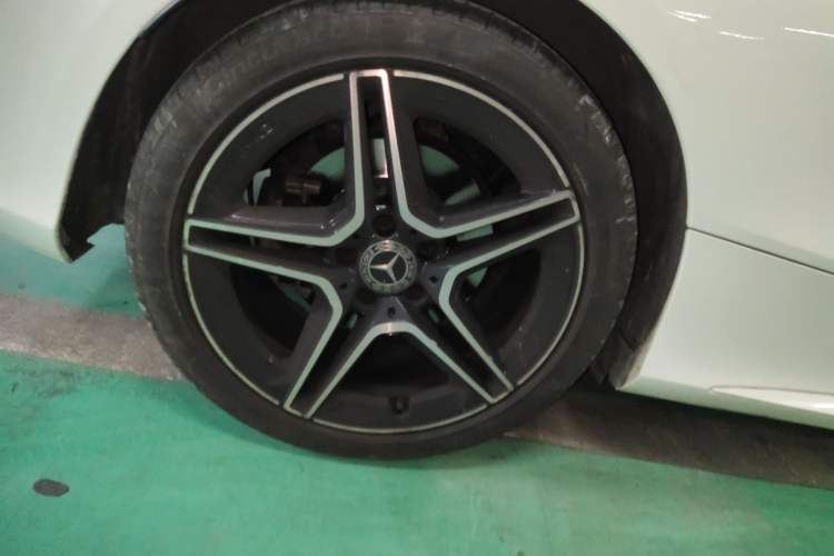 Used Mercedes-Benz C-Class 2020 C 260 Coupe Exterior 5
