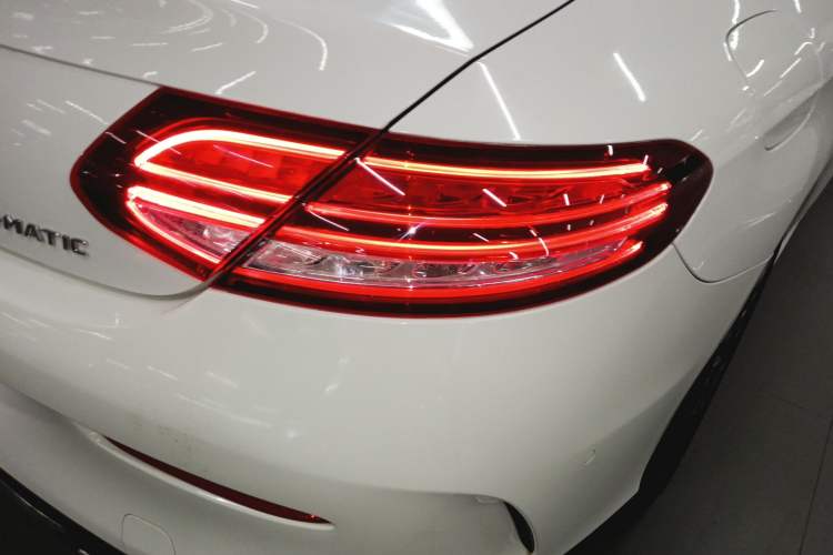 Used Mercedes-Benz C-Class 2020 C 260 4MATIC Coupe Exterior 6