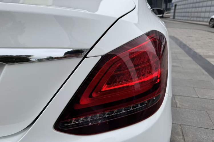Used Mercedes-Benz C-Class 2020 Restyled C 260 L Sport Edition Exterior 9