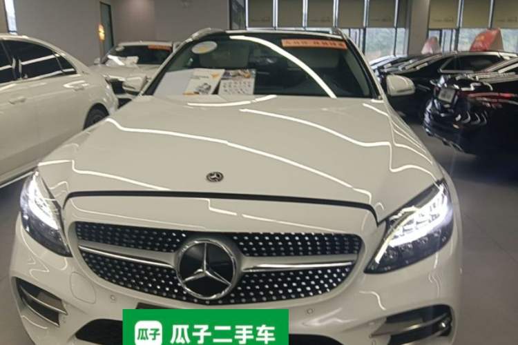Used Mercedes-Benz C-Class 2020 C 200 station wagon Front