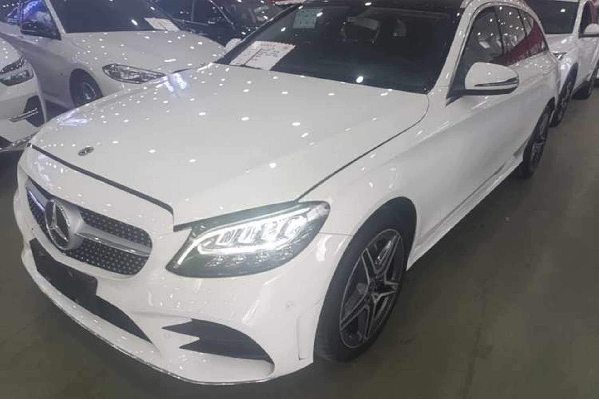 Used Mercedes-Benz C-Class 2020 C 260 Estate Front Left 45 Deg