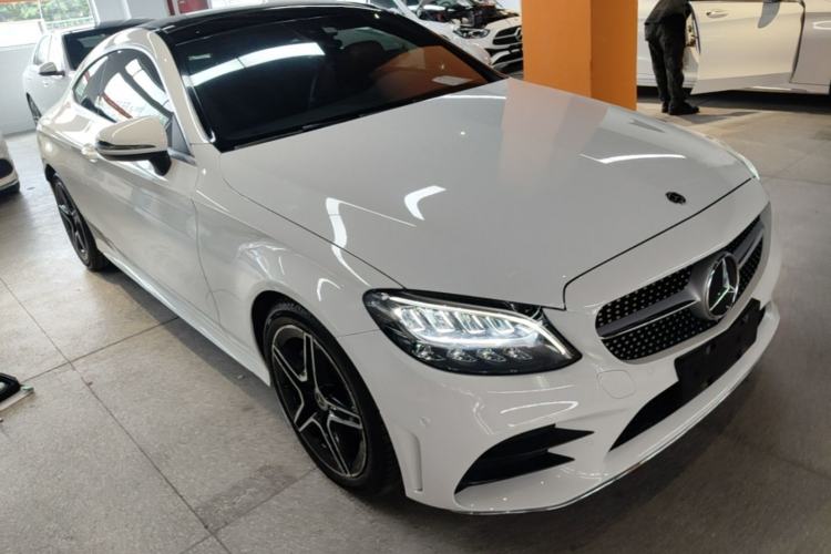 Used Mercedes-Benz C-Class 2020 C 260 Coupe Front Right 45 Deg