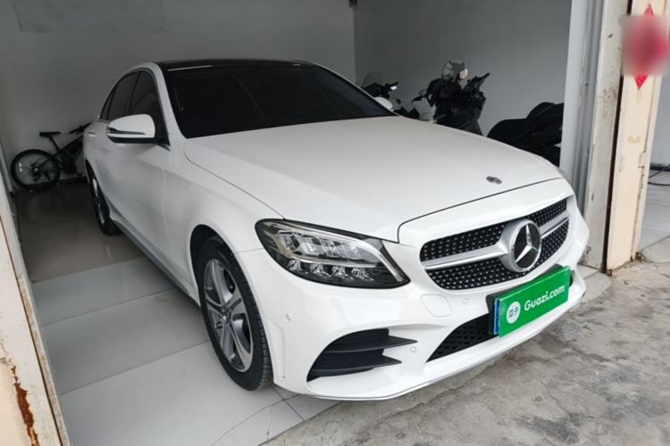 Used Mercedes-Benz C-Class 2020 Restyled C 260 L Sport Edition Front Right 45 Deg