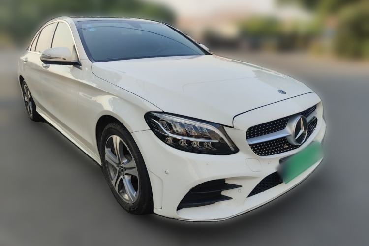 Used Mercedes-Benz C-Class 2020 Restyled C 260 L Sport Edition Front Right 45 Deg