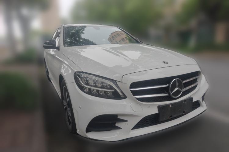 Used Mercedes-Benz C-Class 2020 C 260 Sport Edition Front Right 45 Deg