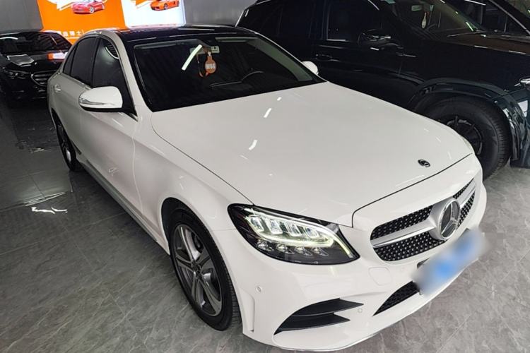 Used Mercedes-Benz C-Class 2020 Restyled C 260 L Sport Edition Front Right 45 Deg