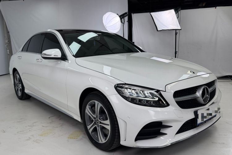 Used Mercedes-Benz C-Class 2020 Restyled C 260 L Sport Edition Front Right 45 Deg