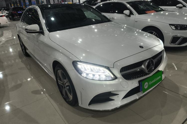 Used Mercedes-Benz C-Class 2020 Restyled C 260 L Sport Edition Front Right 45 Deg