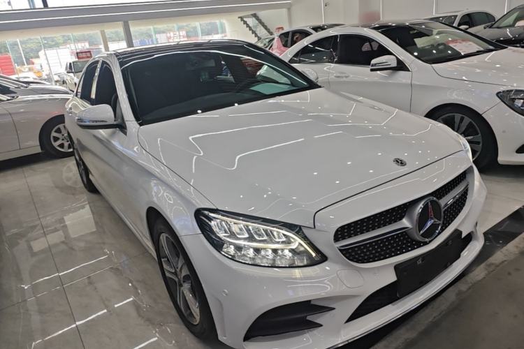 Used Mercedes-Benz C-Class 2020 Restyled C 260 L Sport Edition Front Right 45 Deg