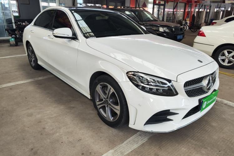 Used Mercedes-Benz C-Class 2020 Restyled C 260 L Sport Edition Front Right 45 Deg