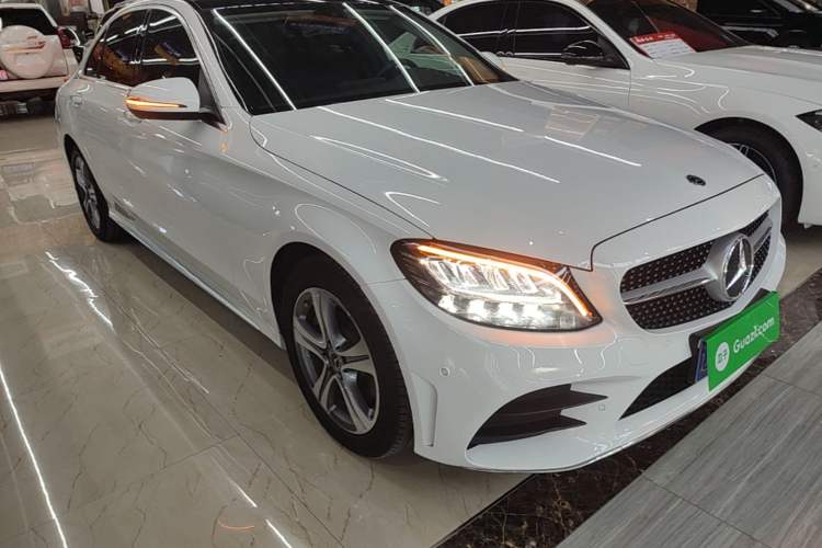 Used Mercedes-Benz C-Class 2020 Restyled C 260 L Sport Edition Front Right 45 Deg