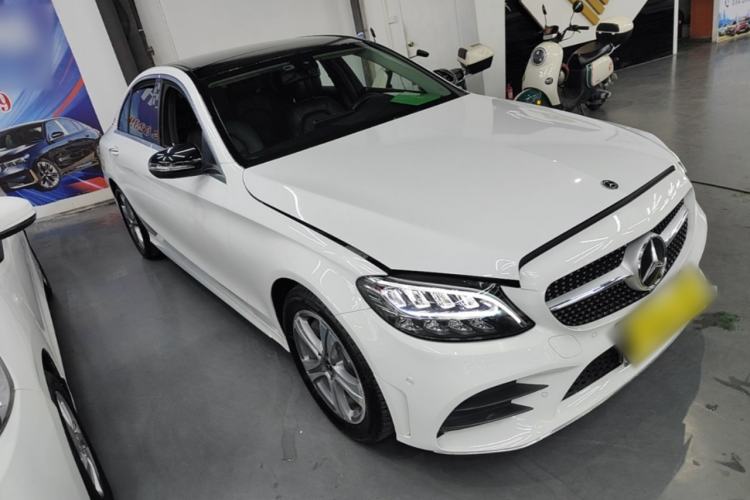 Used Mercedes-Benz C-Class 2020 Restyled C 260 L Sport Edition Front Right 45 Deg