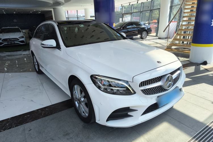 Used Mercedes-Benz C-Class 2020 Restyled C 200 Estate Front Right 45 Deg