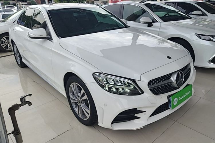 Used Mercedes-Benz C-Class 2020 Restyled C 200 L Fashion Edition Sport Version Front Right 45 Deg