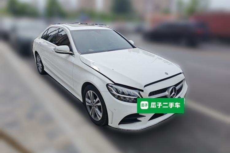 Used Mercedes-Benz C-Class 2020 C 200 L Fashion Edition Sport Version Front Right 45 Deg