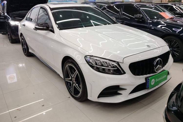Used Mercedes-Benz C-Class 2020 Restyled C 260 Sport Edition Front Right 45 Deg