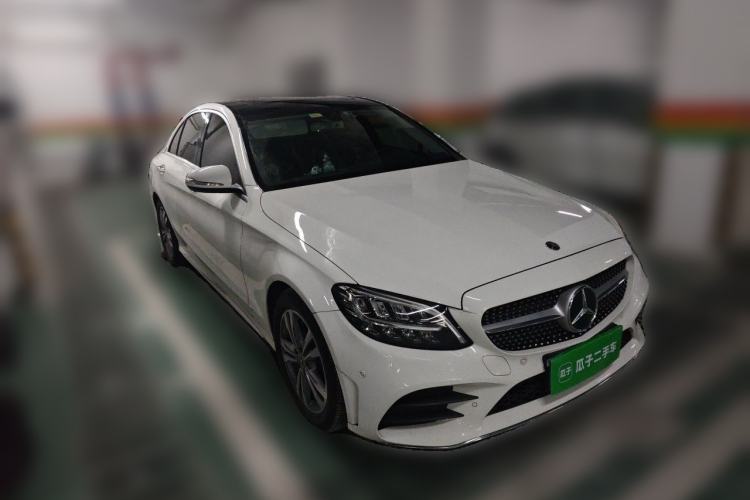 Used Mercedes-Benz C-Class 2020 Restyled C 200 L Fashion Edition Sport Version Front Right 45 Deg
