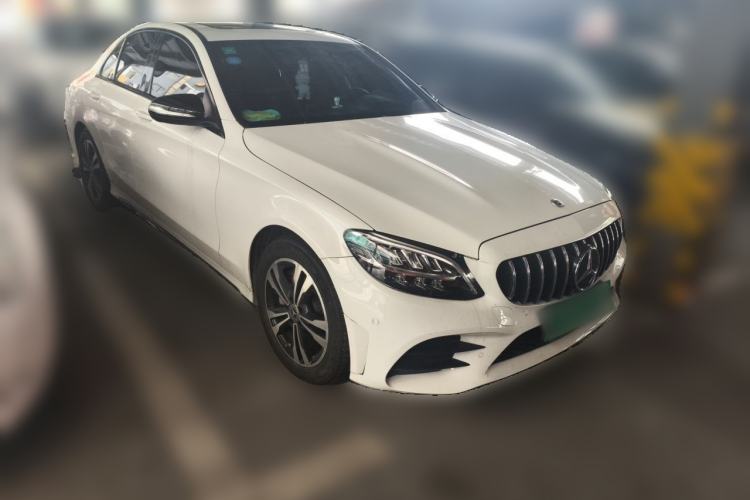 Used Mercedes-Benz C-Class 2020 C 260 Sport Edition Front Right 45 Deg