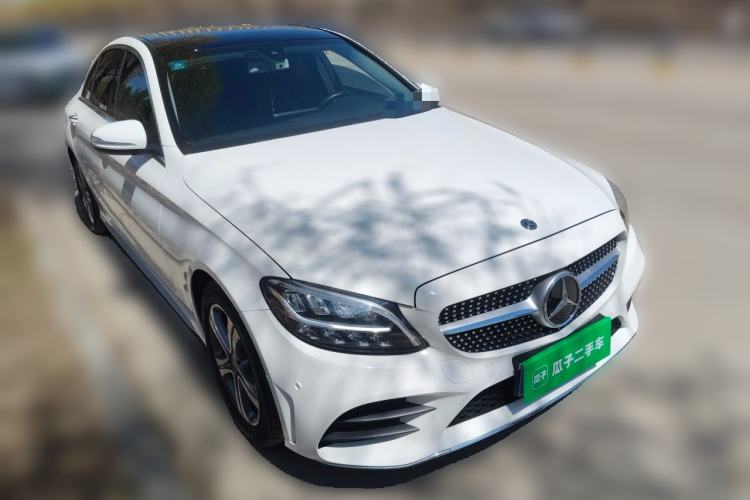 Used Mercedes-Benz C-Class 2020 C 260 L Sport Edition Front Right 45 Deg