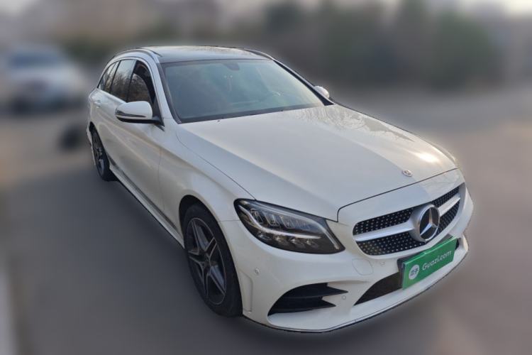Used Mercedes-Benz C-Class 2020 Facelifted C 260 Estate Front Right 45 Deg