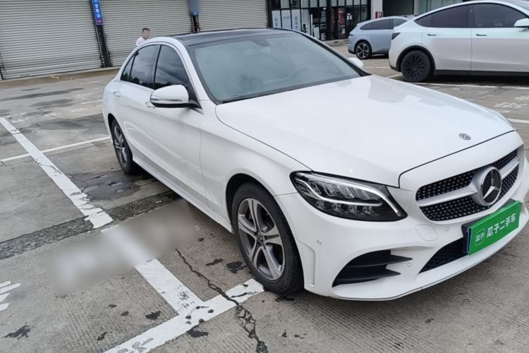 Used Mercedes-Benz C-Class 2020 Restyled C 260 L Sport Edition Front Right 45 Deg