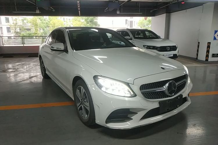 Used Mercedes-Benz C-Class 2020 Restyled C 260 L Sport Edition Front Right 45 Deg