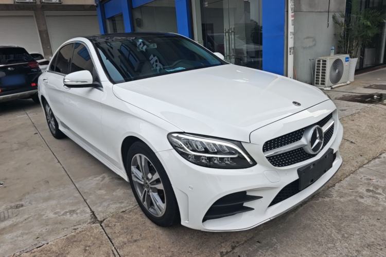 Used Mercedes-Benz C-Class 2020 Restyled C 200 L Fashion Edition Sport Version Front Right 45 Deg