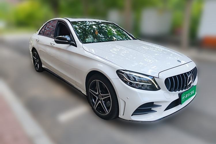 Used Mercedes-Benz C-Class 2020 Restyled C 260 Sport Edition Front Right 45 Deg